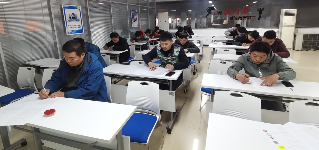 又㕛叒一批新员工入职，河南万里物流增添新动力1.png