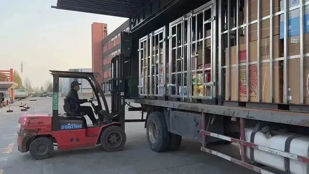 回眸2023系列报道万里物流之提高效率篇1.jpg